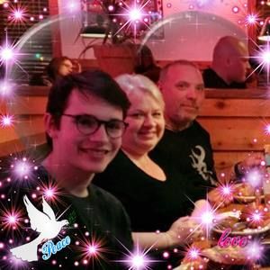 Meet your Posher, Leanne